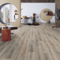 Ламинат Egger Pro Classic 33 класс EPL036 Дуб Бардолино серый фото в интерьере 2